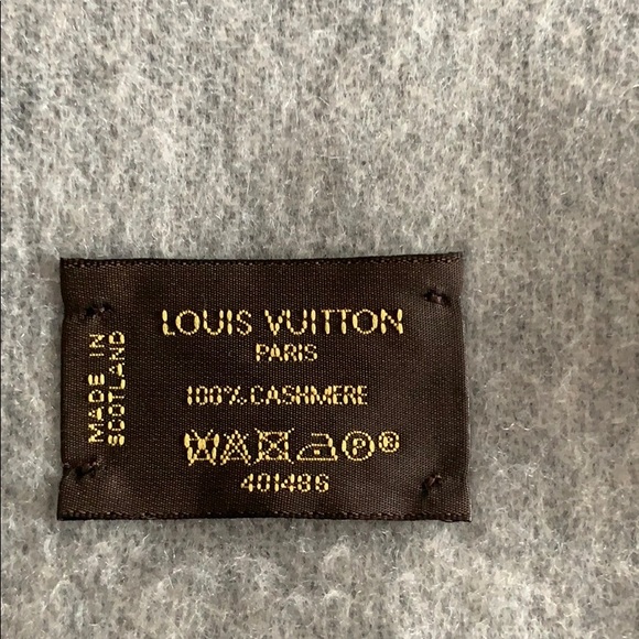 Authentic Louis Vuitton scarf - Picture 3 of 3